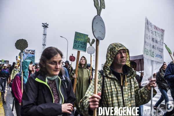 Marche entre gonesse et matignon, contre le projet europacity.