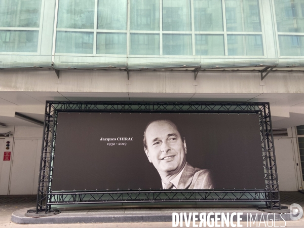 Hommage a jacques chirac au siege des republicains