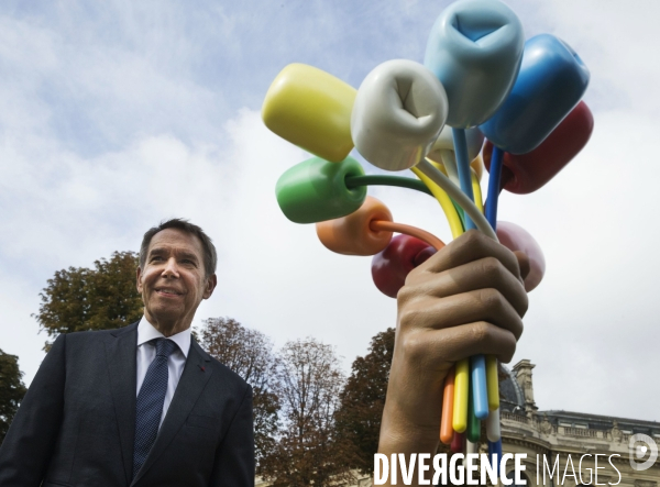 Inauguration du Bouquet de Tulipe de Jeff KOONS.