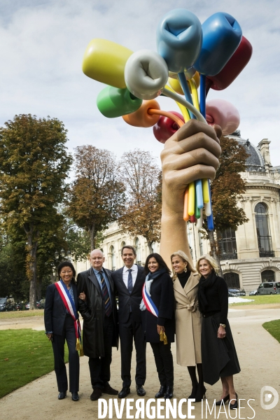 Inauguration du Bouquet de Tulipe de Jeff KOONS.