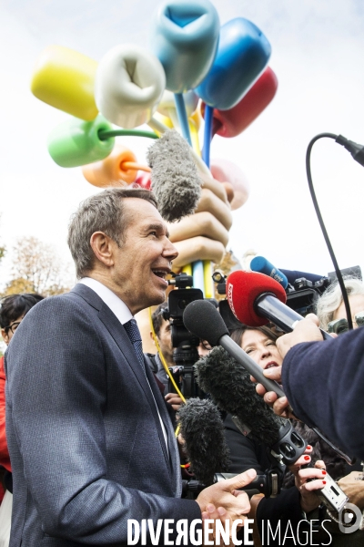 Inauguration du Bouquet de Tulipe de Jeff KOONS.