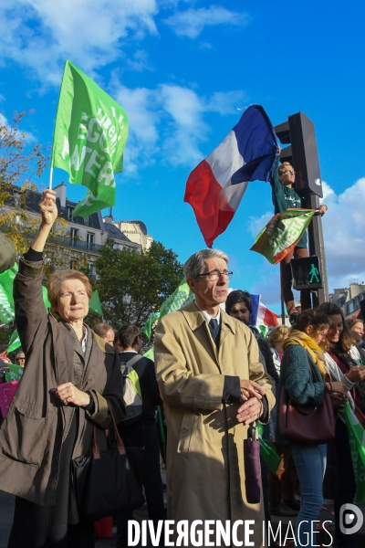 Manifestation contre la PMA sans père et la GPA