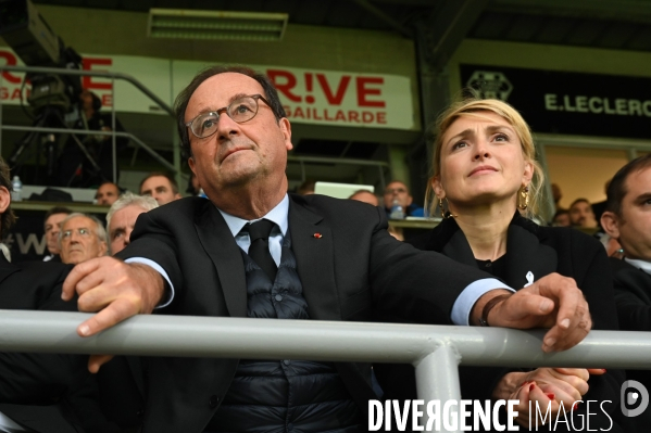 Julie Gayet et François Hollande au match de rugby Brive Stade toulousain.