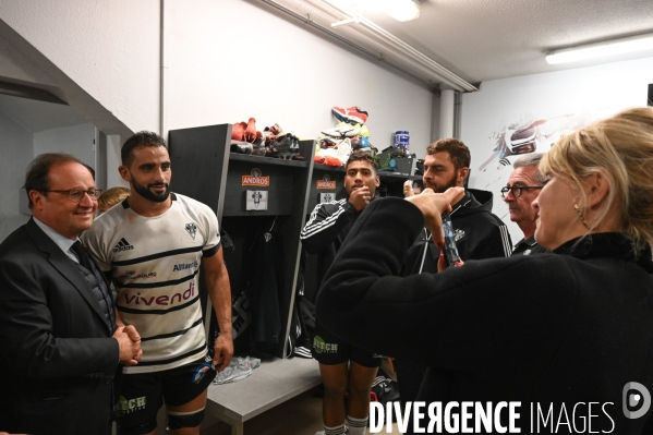 Julie Gayet et François Hollande au match de rugby Brive Stade toulousain.