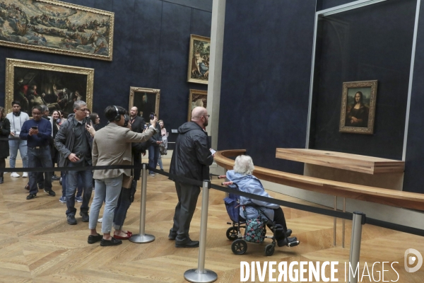 La joconde retrouve sa place au louvre