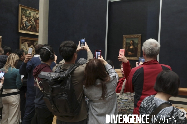 La joconde retrouve sa place au louvre