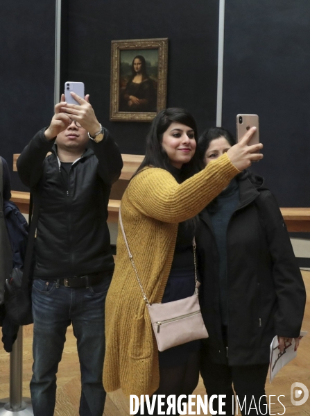 La joconde retrouve sa place au louvre