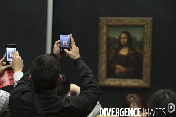 La joconde retrouve sa place au louvre