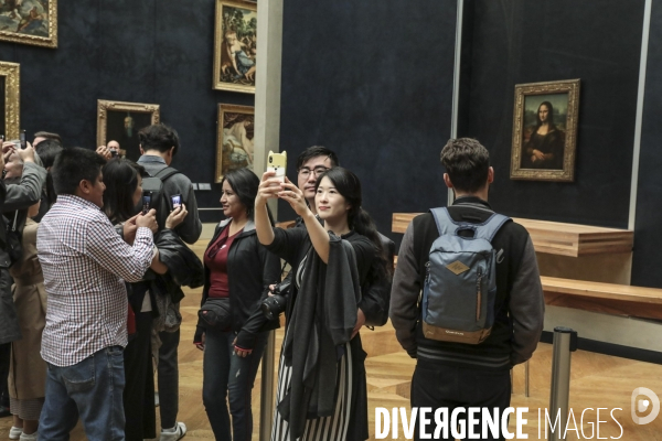 La joconde retrouve sa place au louvre