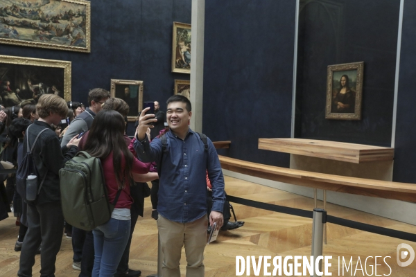 La joconde retrouve sa place au louvre