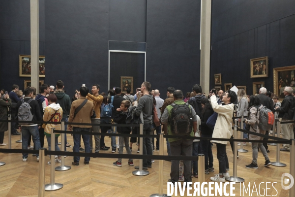 La joconde retrouve sa place au louvre