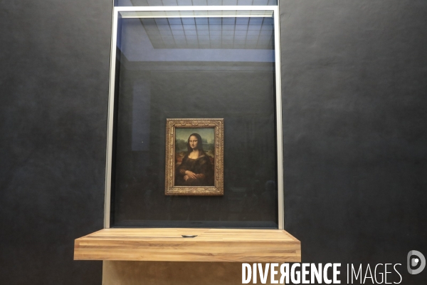 La joconde retrouve sa place au louvre