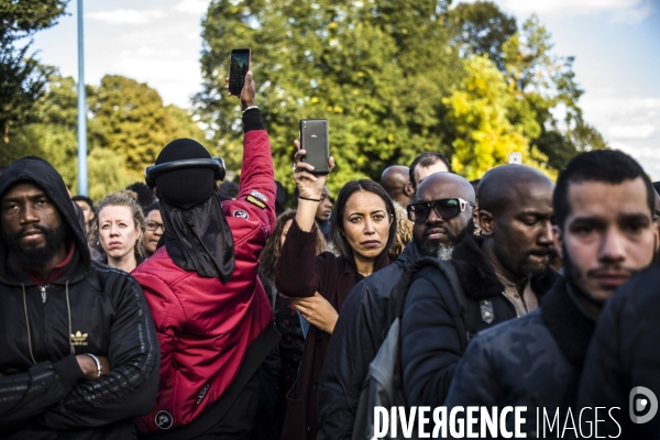 Rassemblement en hommage a ibrahima, decede apres un accident de moto a villiers-le-bel.