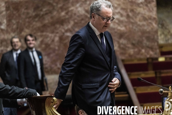Débat sur l immigration à l assemblée nationale.
