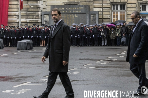 Hommage aux victimes de l attaque du 4 octobre 2019