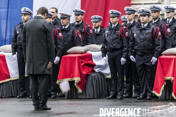 Hommage aux victimes de l attaque du 4 octobre 2019