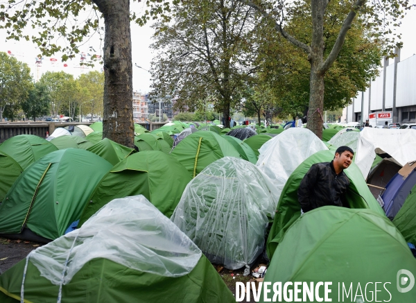 Réfugiés porte d Aubervilliers