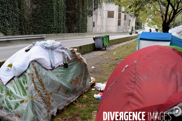Réfugiés porte d Aubervilliers