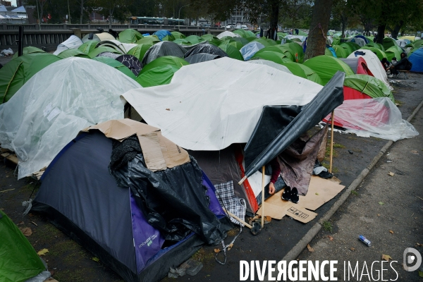 Réfugiés porte d Aubervilliers