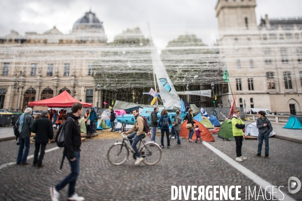 Extinction Rebellion Occupation Chatelet