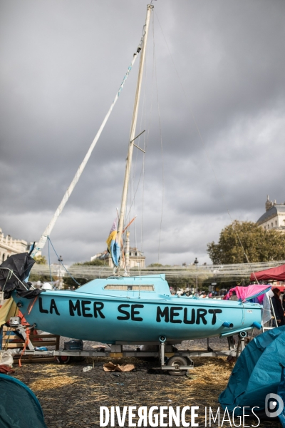 Extinction Rebellion Occupation Chatelet