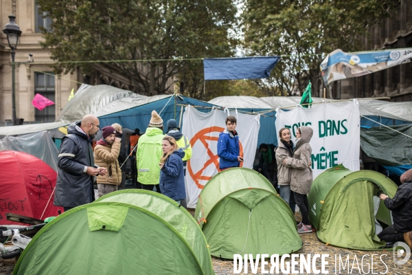 Extinction Rebellion Occupation Chatelet