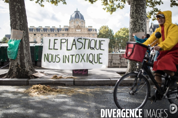 Extinction Rebellion Occupation Chatelet