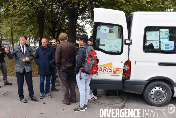 Réfugiés porte d Aubervilliers / Olivier Faure