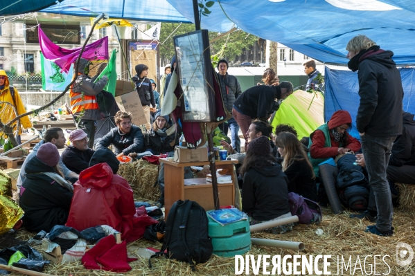 Extinction Rebellion, la ZAD de Chatelet