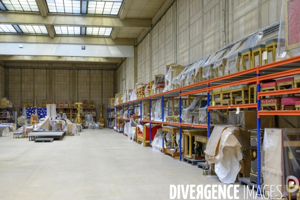 Dans les réserves du Mobilier national