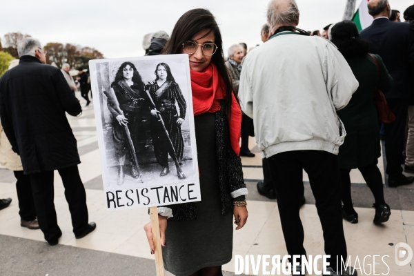 Rassemblement parisien contre les bombardements turques sur les Kurdes