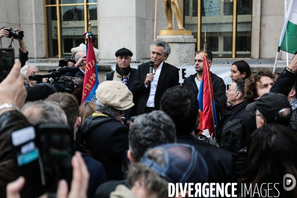 Rassemblement parisien contre les bombardements turques sur les Kurdes