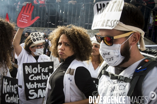 Manifestation des pompiers à Paris.