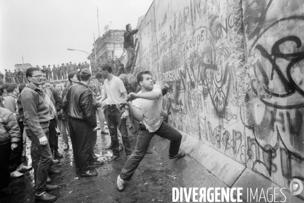 La chute du mur de Berlin en novembre 1989 - The fall of the Berlin wall in november 1989