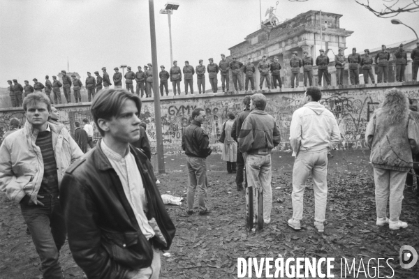 La chute du mur de Berlin en novembre 1989 - The fall of the Berlin wall in november 1989