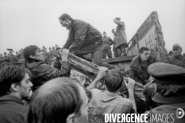 La chute du mur de Berlin en novembre 1989 - The fall of the Berlin wall in november 1989