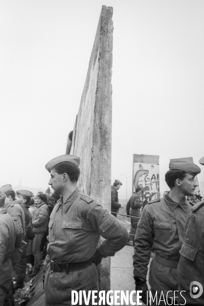 La chute du mur de Berlin en novembre 1989 - The fall of the Berlin wall in november 1989