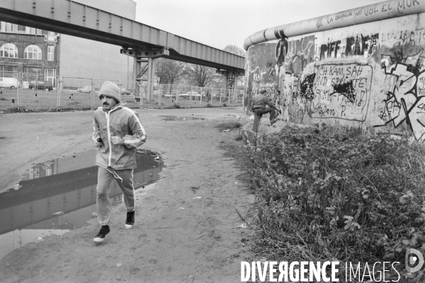 La chute du mur de Berlin en novembre 1989 - The fall of the Berlin wall in november 1989