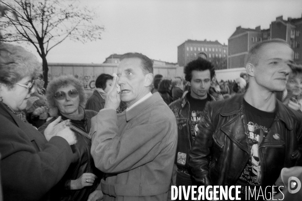 La chute du mur de Berlin en novembre 1989 - The fall of the Berlin wall in november 1989