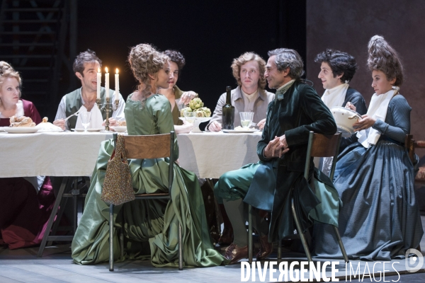 UNE DES DERNIERES SOIREES DE CARNAVAL - Goldoni - Hervieu-Leger - Theatre des Bouffes du Nord