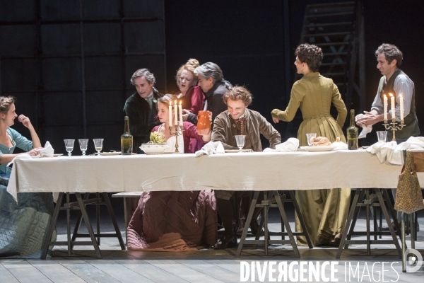 UNE DES DERNIERES SOIREES DE CARNAVAL - Goldoni - Hervieu-Leger - Theatre des Bouffes du Nord