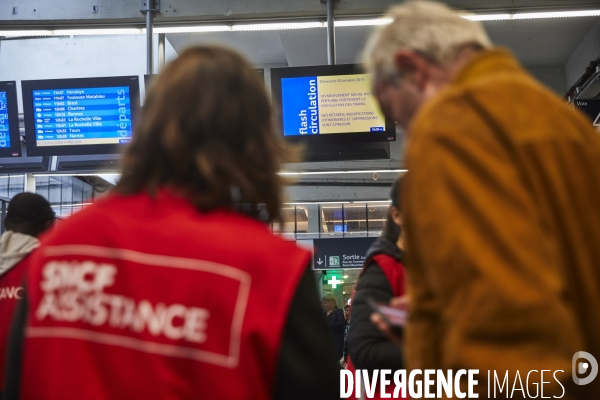 SNCF droit de retrait des agents sncf gare Montparnasse