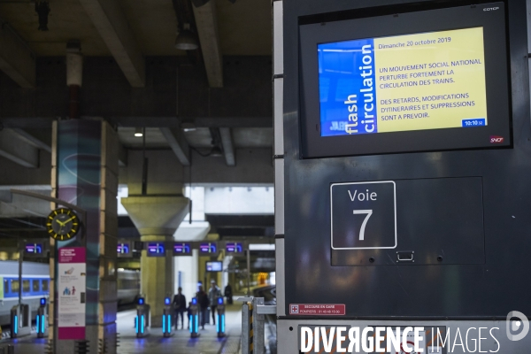 SNCF droit de retrait des agents sncf gare Montparnasse