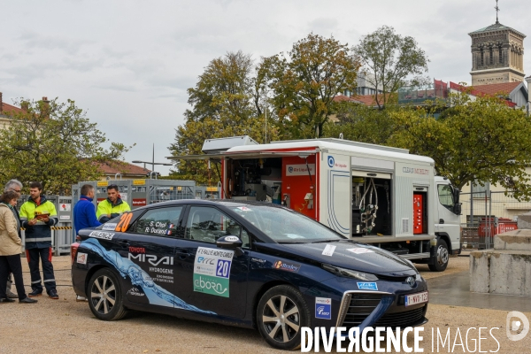 Départ du quatrième e- rallye Monte-Carlo