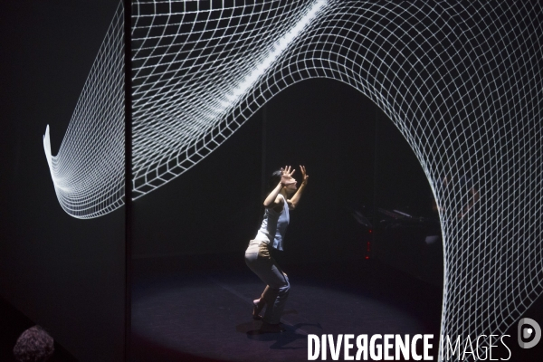 EQUINOXE - Claire Bardainne - Adrien Mondot - Limousine
