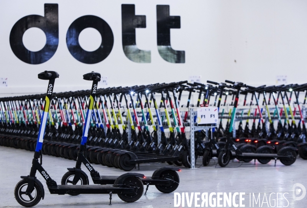 L entreprise Dott, qui met en libre-service ses trottinettes électriques.