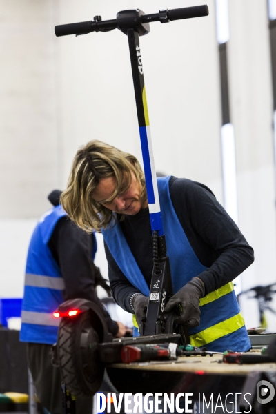 L entreprise Dott, qui met en libre-service ses trottinettes électriques.