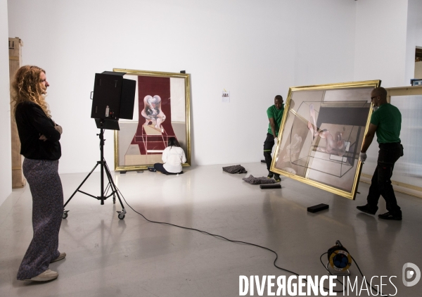 Dans les coulisses de l accrochage de l exposition:   BACON. En toutes lettres  présentée au Centre Pompidou, musée national d art moderne, du 11 septembre 2019 au 20 janvier 2020.