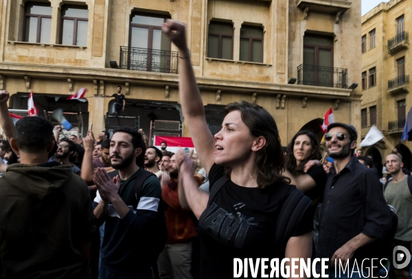 Les manifestations au Liban, l Intifada fiscale et la révolution Whatsapp Révolution 2019. Lebanon protests, the Tax Intifada, and Whatsapp Revolution 2019.