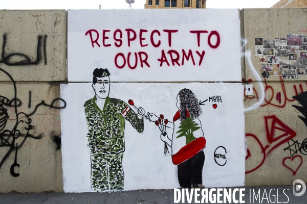 Graffitis au centre-ville de Beyrouth pendant la révolution 2019 au Liban. Graffitis in downtown Beirut during Revolution 2019 Lebanon.